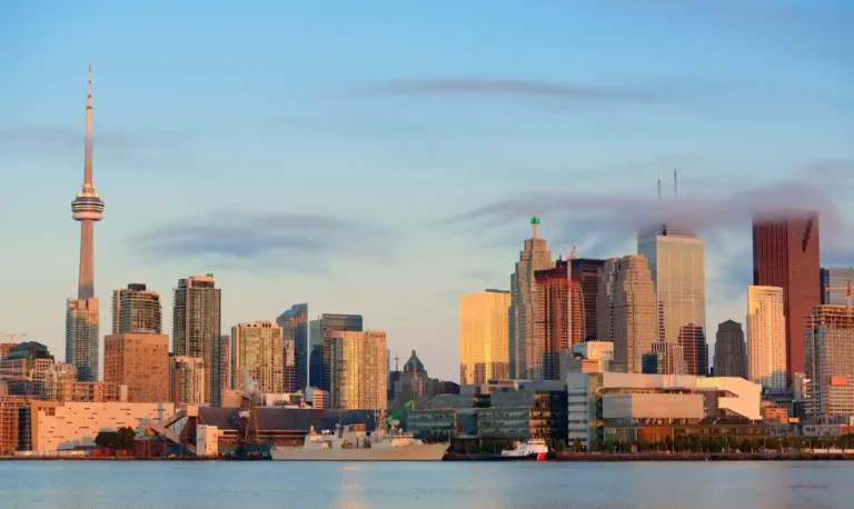 6 Cheapest Colleges in Toronto, Canada for International Students